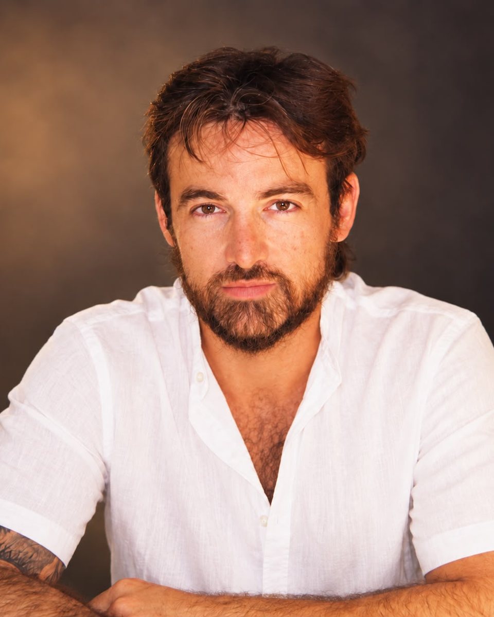 Retrato del Lic. Dardo De la Torre, psicólogo especializado en ansiedad